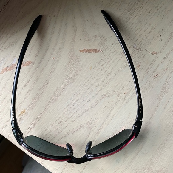 Maui Jim sunglasses - Picture 2 of 4